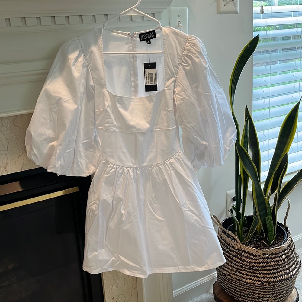 Danielle Bernstein mini dress size 4 NWT